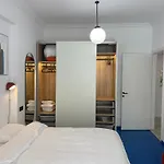 Air White Tower Apartment
