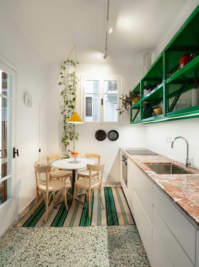 Apartment Air White Tower *